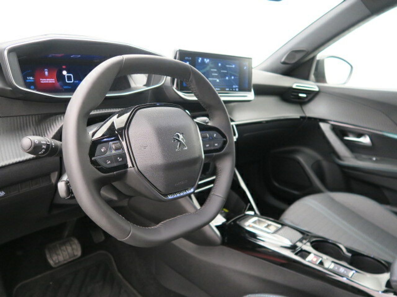 Peugeot 2008 Allure Pack BlueHDI 130 S&S EAT8 - foto 8