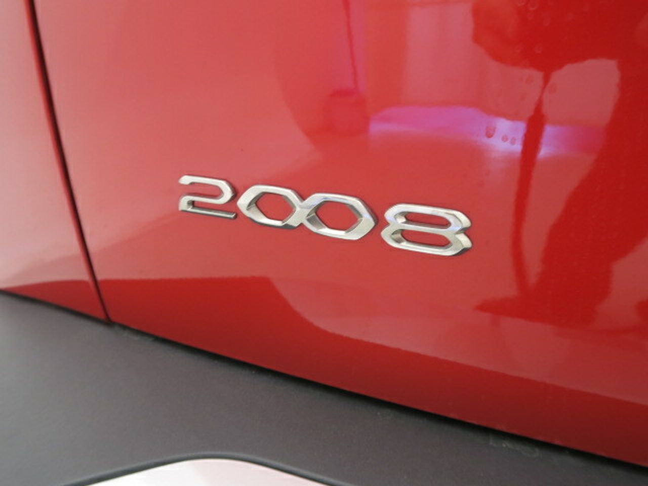 Peugeot 2008 Allure Pack BlueHDI 130 S&S EAT8 - foto 19