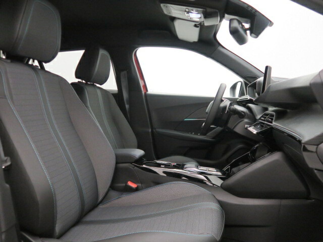 Peugeot 2008 Allure Pack BlueHDI 130 S&S EAT8 - foto 14