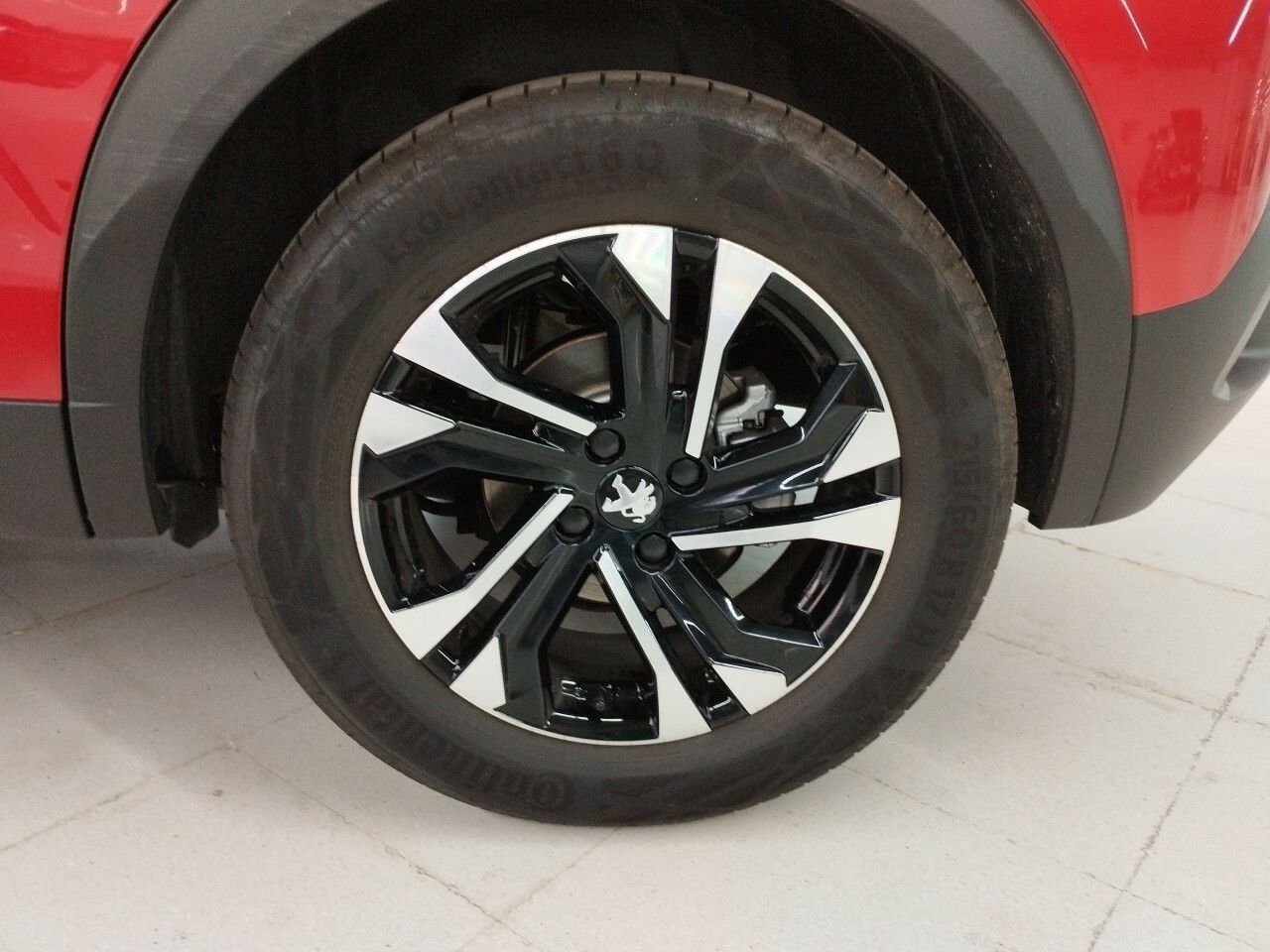 Peugeot 2008 Eléctrico Allure Pack (100kW) - foto 15