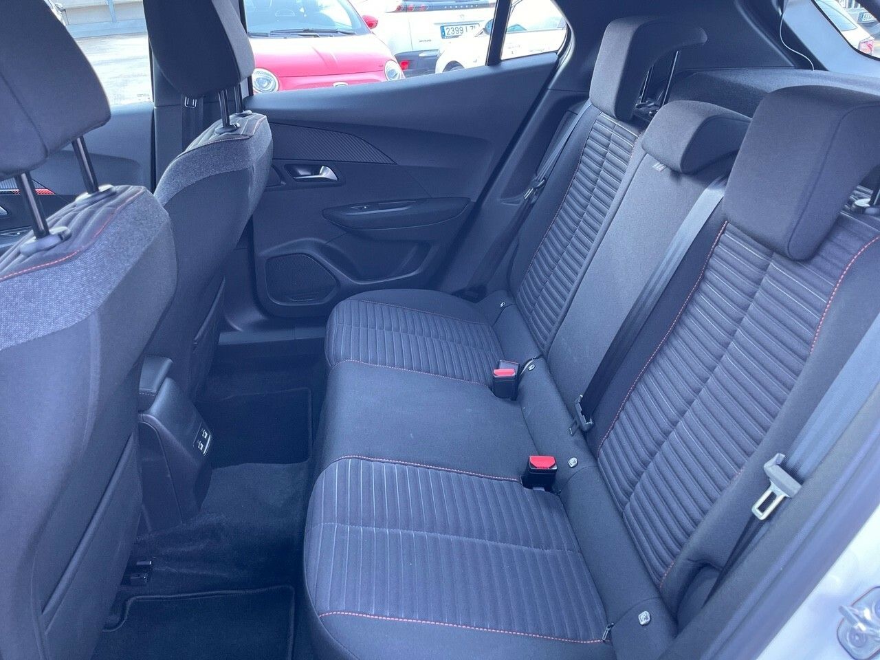 Peugeot 2008 Eléctrico Active Pack 136 (100kW) - foto 13