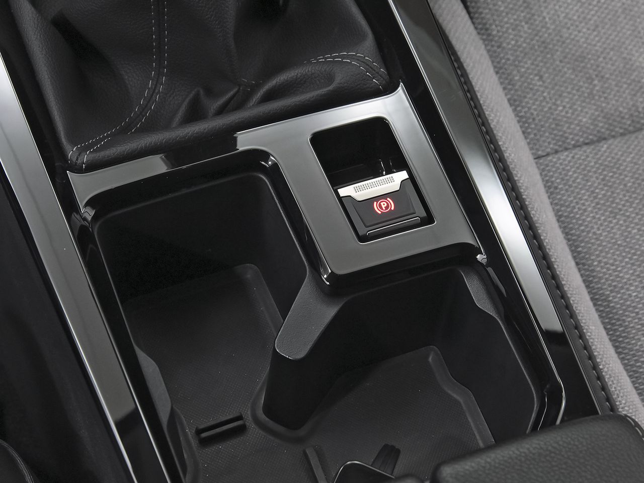 Opel Astra 1.2T XHT 96kW (130CV) Elegance - foto 31