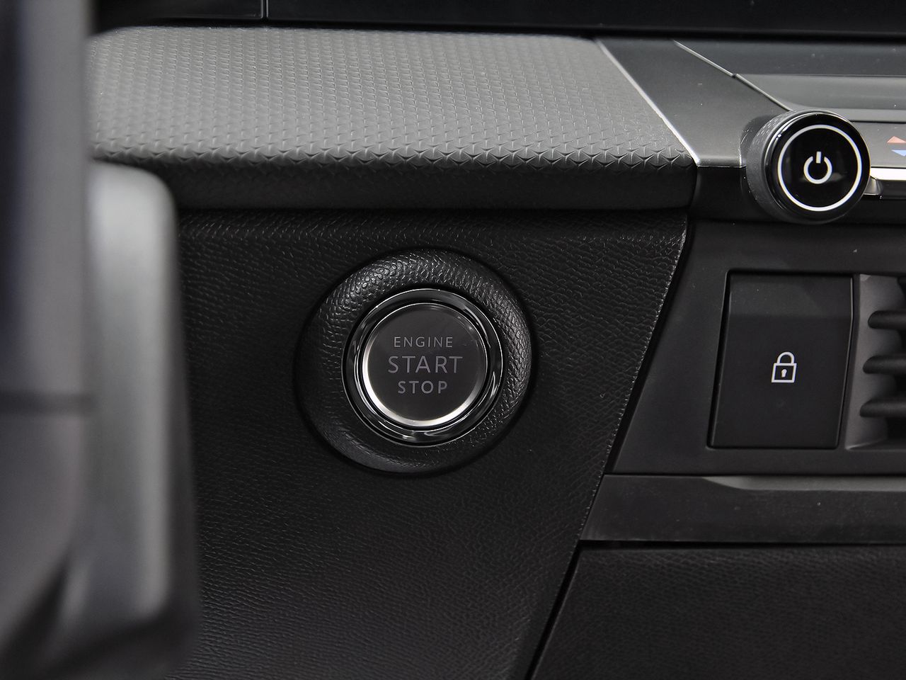 Opel Astra 1.2T XHT 96kW (130CV) Elegance - foto 18