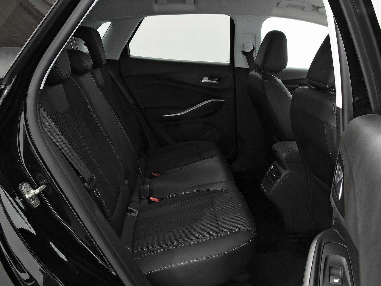 Opel Grandland 1.2 Turbo GS - foto 6