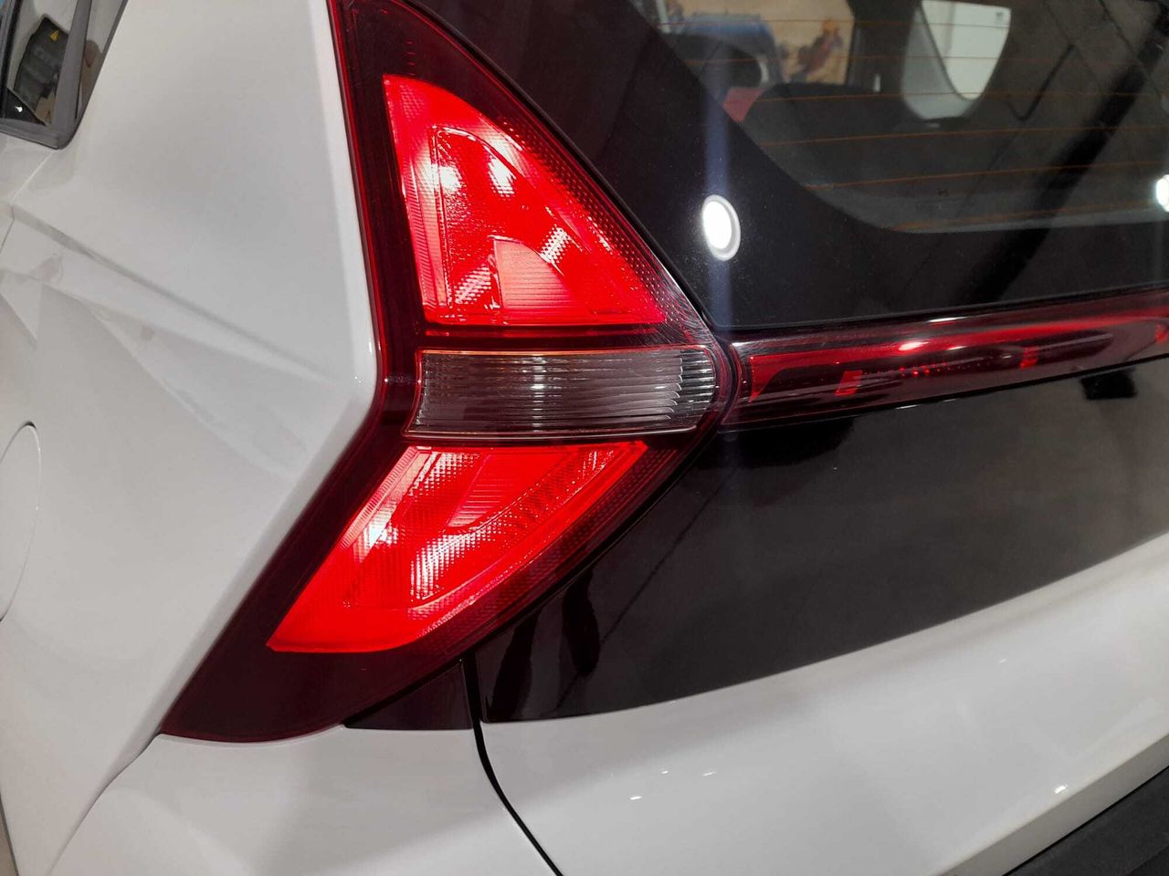 Hyundai Bayon 1.2 MPI Essence - foto 17