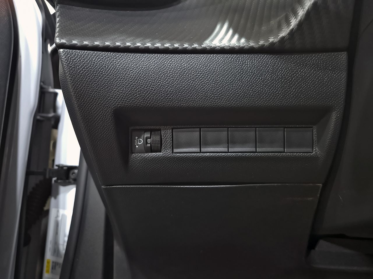 Peugeot 2008 Allure Puretech 100 S&S 6 Vel. MAN - foto 12