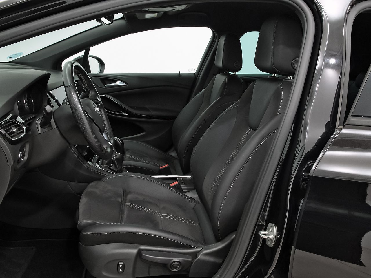 Opel Astra 1.2T SHR 107kW (145CV) Ultimate - foto 8