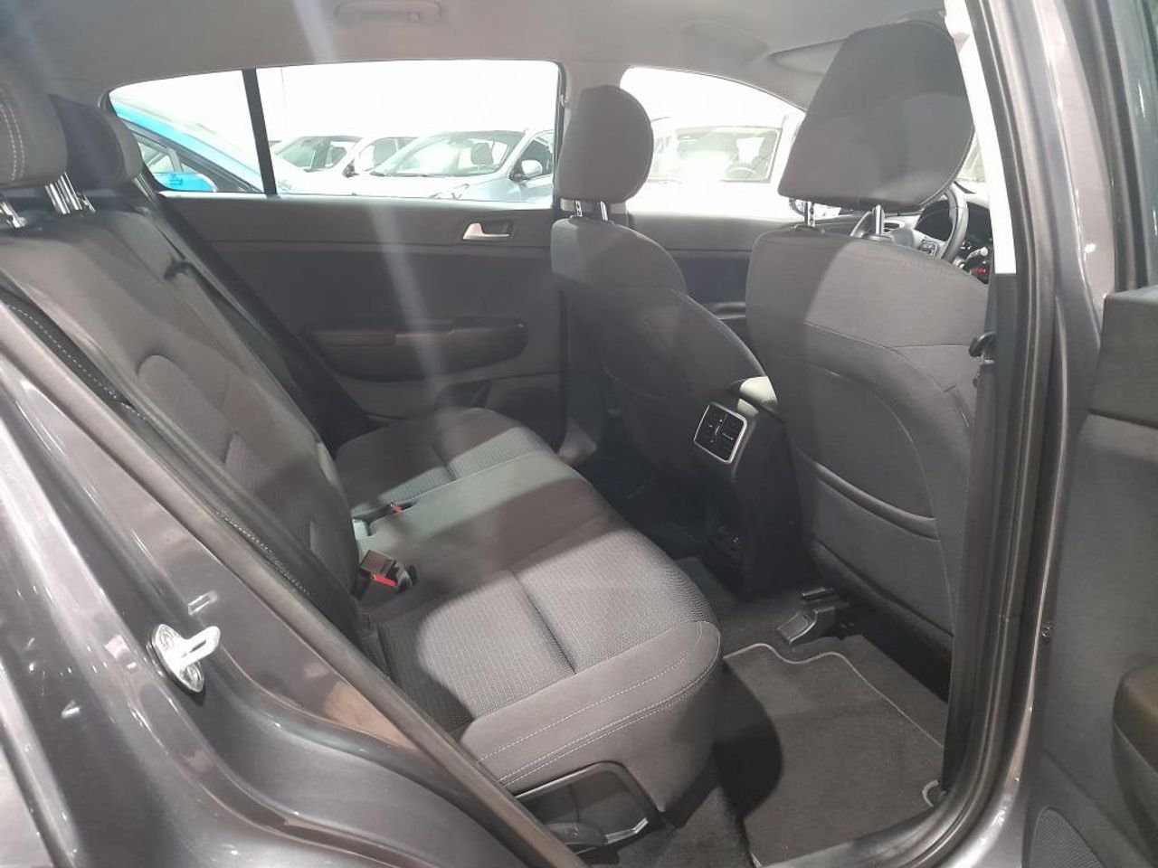 Kia Sportage 1.6 GDi 97kW (132CV) x-Tech17 4x2 - foto 11