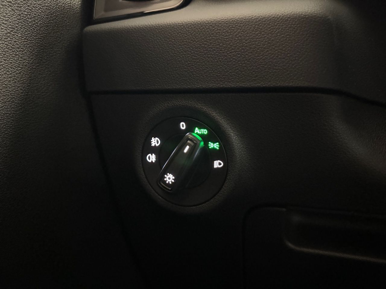 Skoda Karoq 1.5 TSI 110kW (150CV) DSG ACT Selection - foto 15