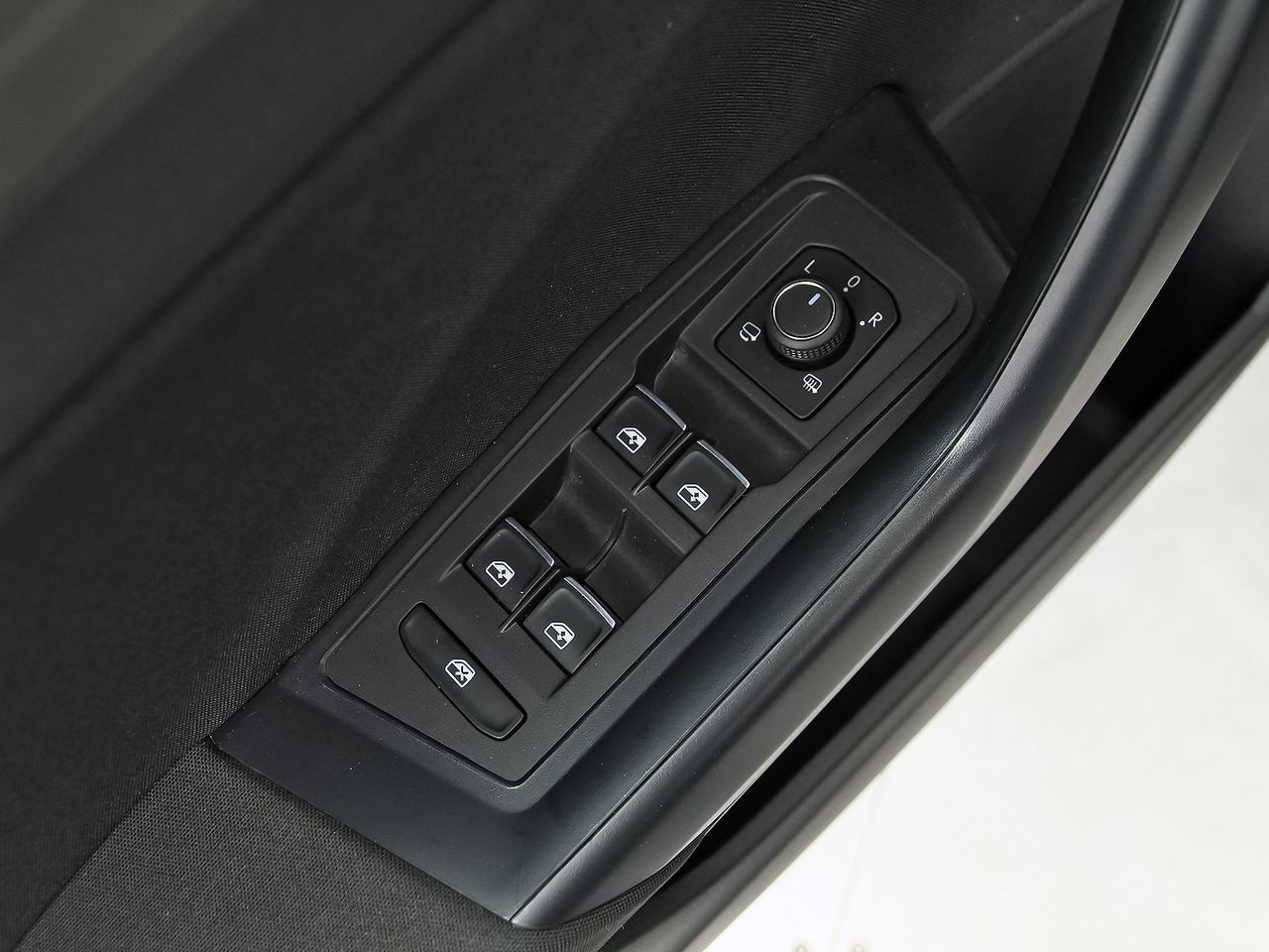 Volkswagen T-Roc Advance R-Line 2.0 TDI 110kW (150CV) DSG - foto 10