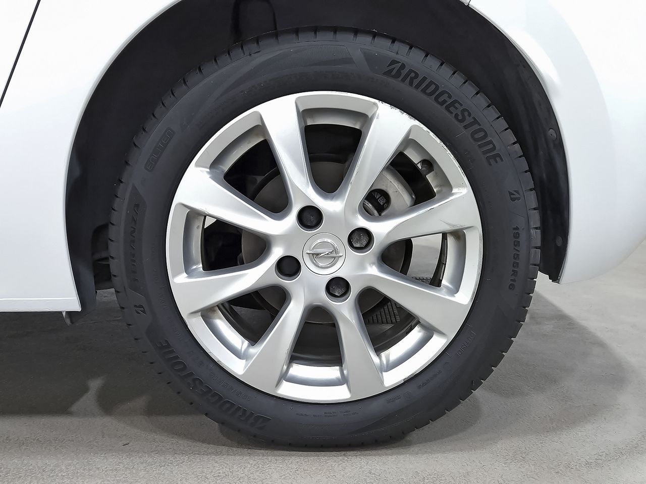 Opel Corsa 1.2T XHL 74kW (100CV) Elegance - foto 10