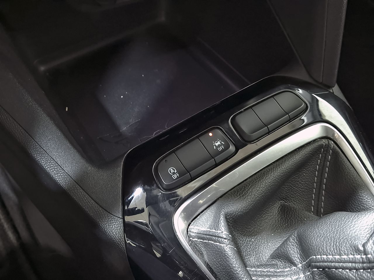 Opel Corsa 1.2T XHL 74kW (100CV) Elegance - foto 23