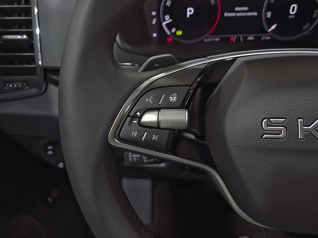 Skoda Karoq 1.5 TSI 110kW (150CV) DSG ACT Plus - foto 26