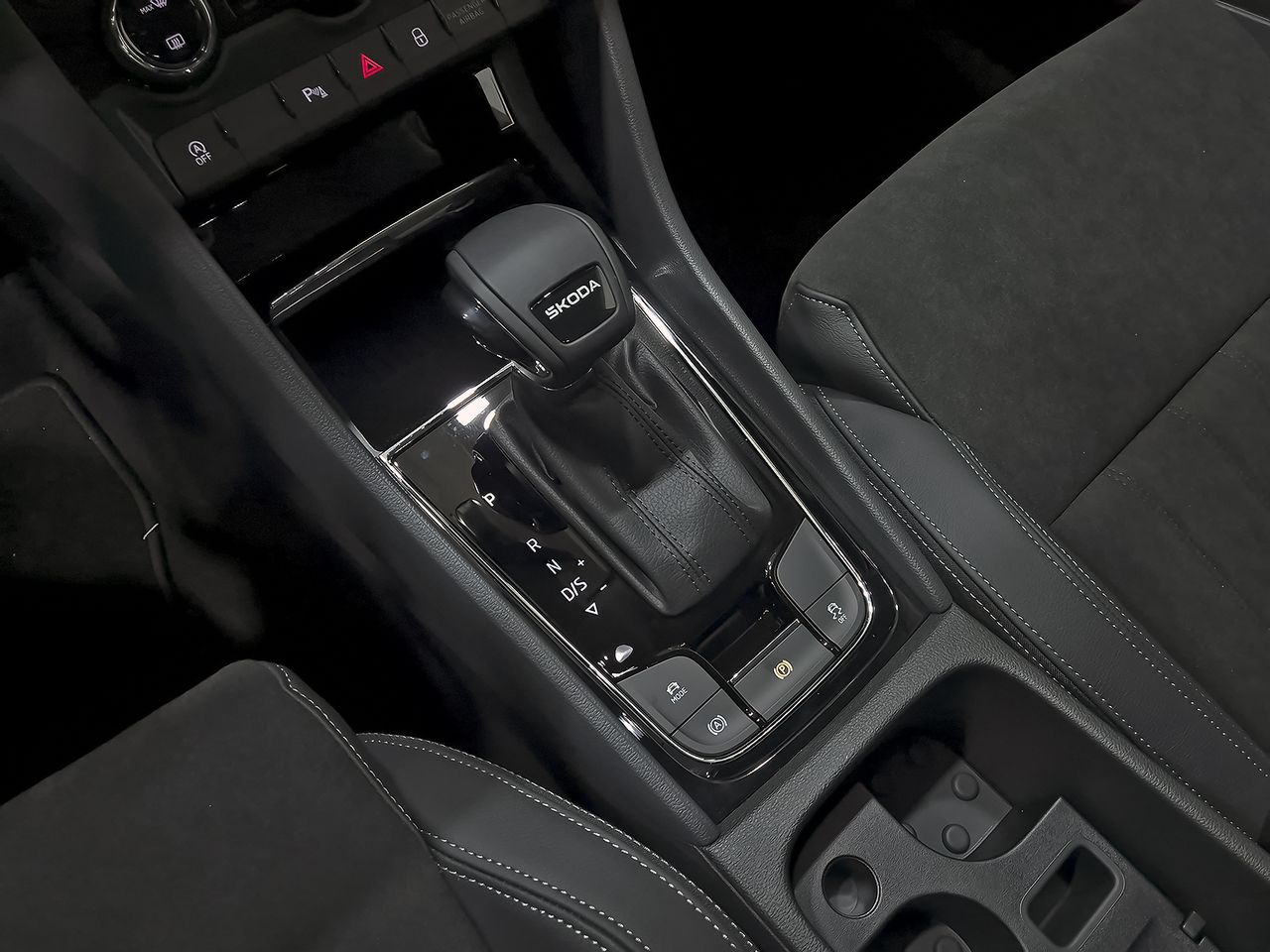 Skoda Karoq 1.5 TSI 110kW (150CV) DSG ACT Plus - foto 25