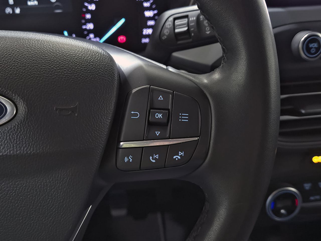 Ford Focus 1.0 Ecoboost MHEV 114kW Active Style SIP - foto 17