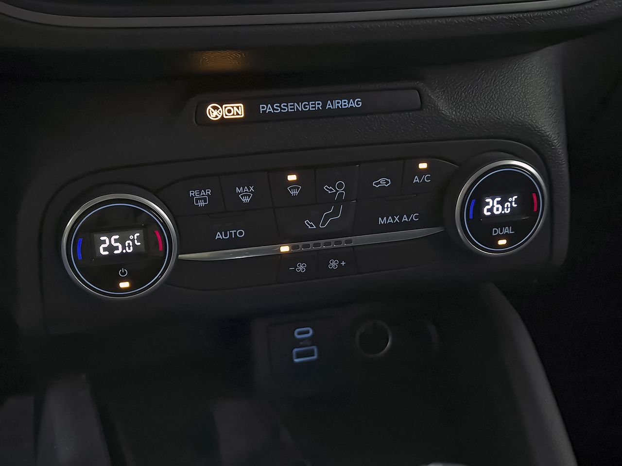 Ford Focus 1.0 Ecoboost MHEV 114kW Active Style SIP - foto 25