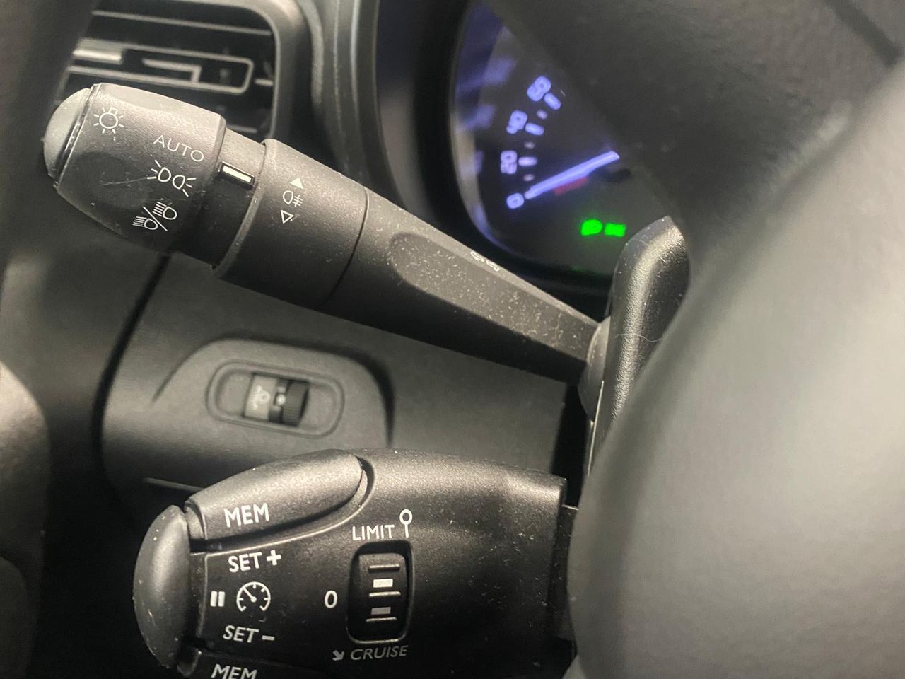 Citroën Berlingo Talla M BlueHDi 100 S&S LIVE PACK - foto 23