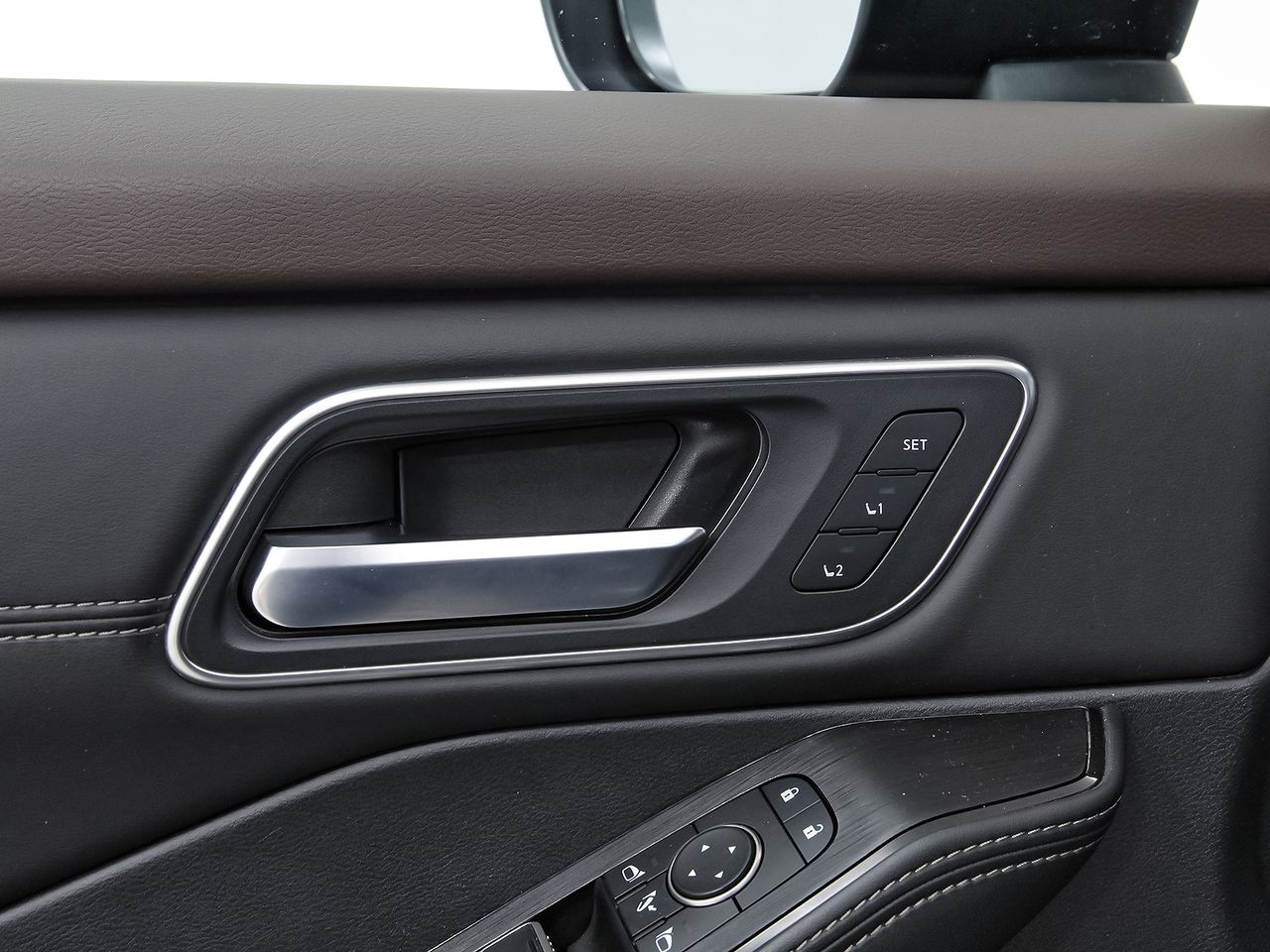 Nissan X-Trail 5pl 1.5 e-4ORCE 158kW 4x4 A/T Tekna - foto 13