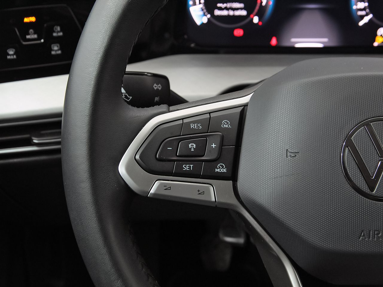 Volkswagen Golf "Más" 1.5 TSI 85kW (115CV) - foto 19