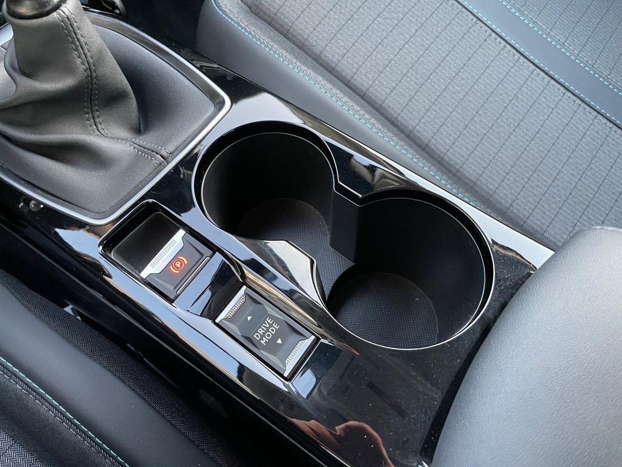 Peugeot 208 PureTech 73kW (100CV) Allure - foto 9