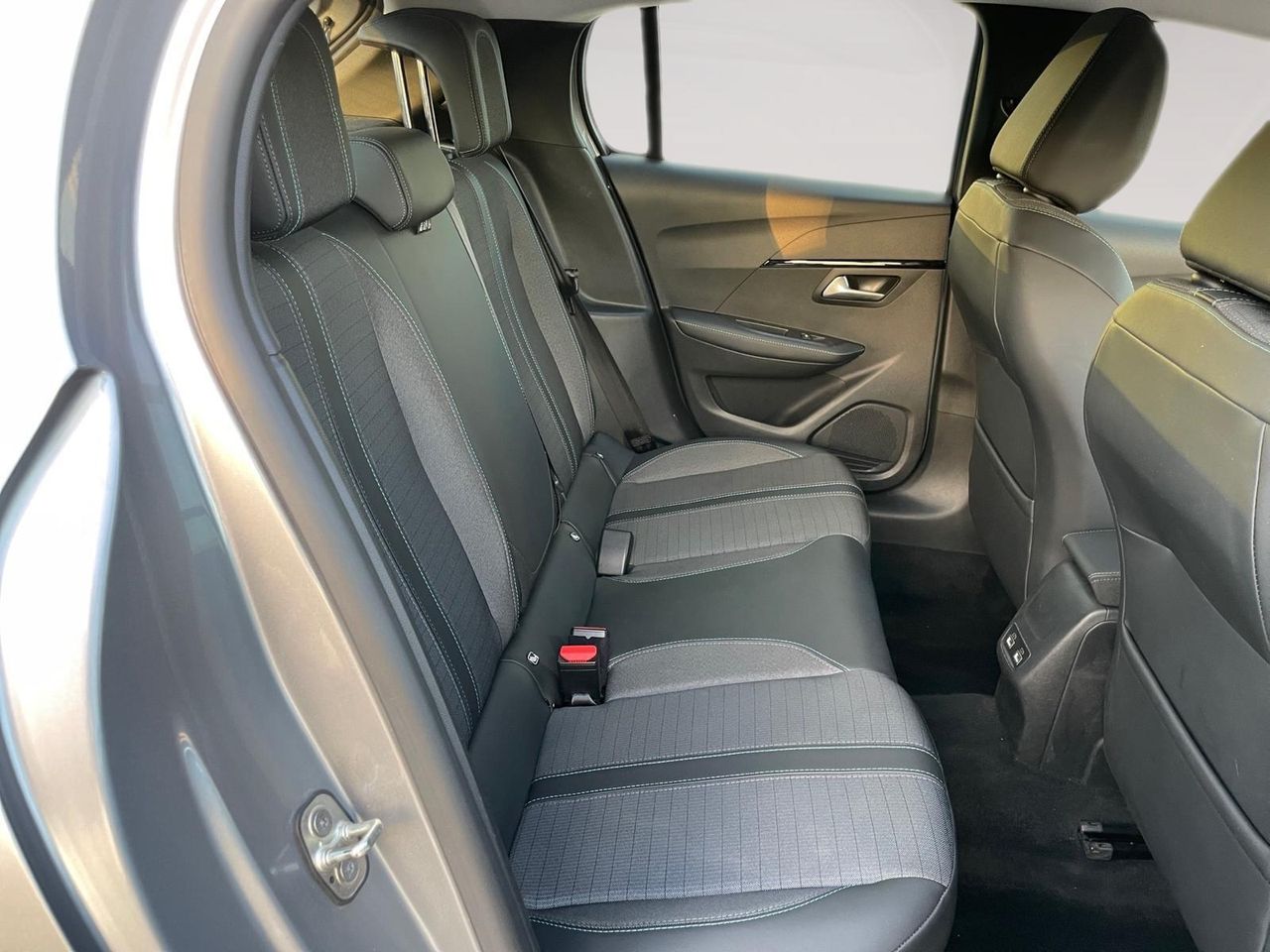 Peugeot 208 PureTech 73kW (100CV) Allure - foto 11