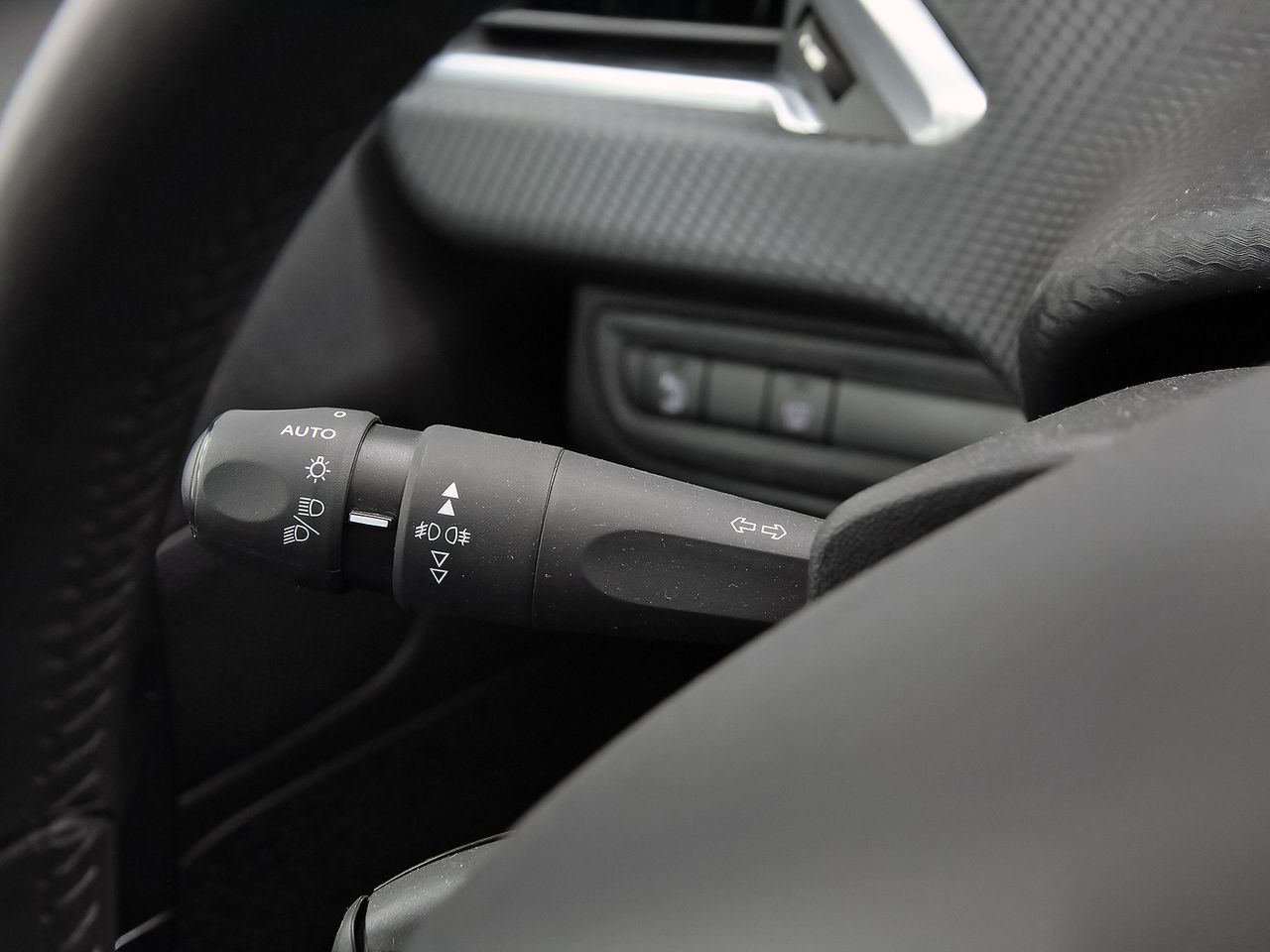 Peugeot 208 PureTech 73kW (100CV) Allure - foto 14