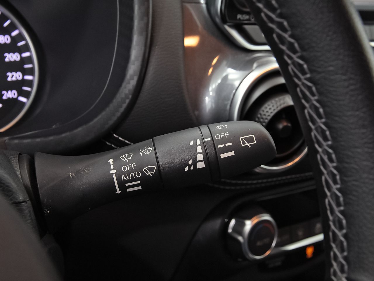 Nissan Juke DIG-T 84 kW (114 CV) DCT 7V N-Connecta - foto 14