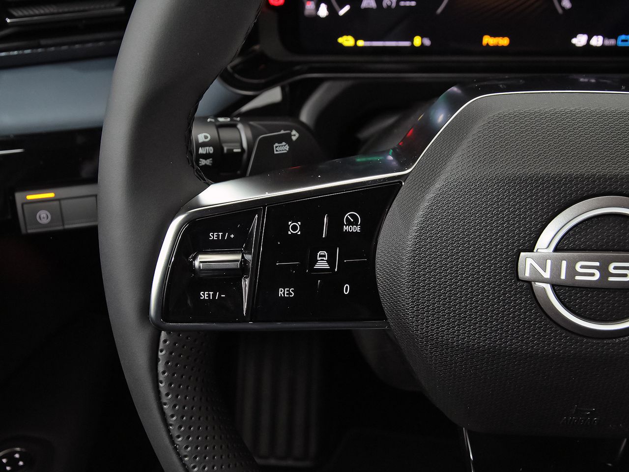 Nissan Micra Long Range 4x2 Tekna - foto 19