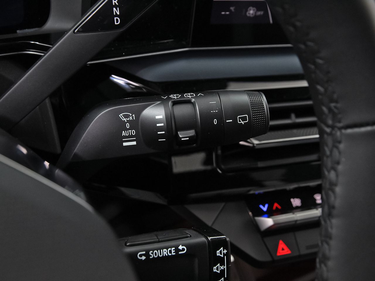 Nissan Micra Long Range 4x2 Tekna - foto 16