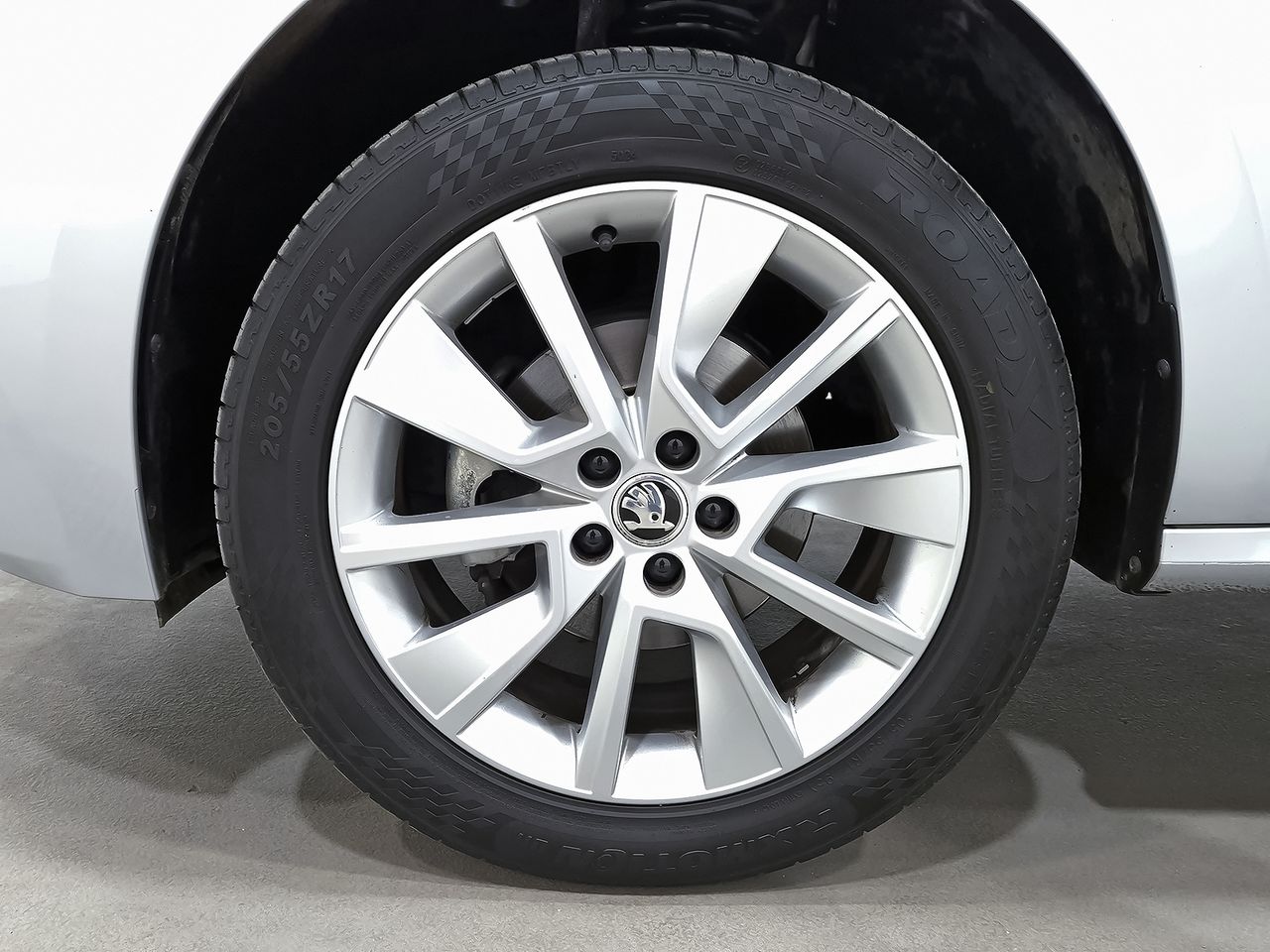 Skoda Kamiq 1.0 TSI 81kW (110CV) Ambition - foto 8