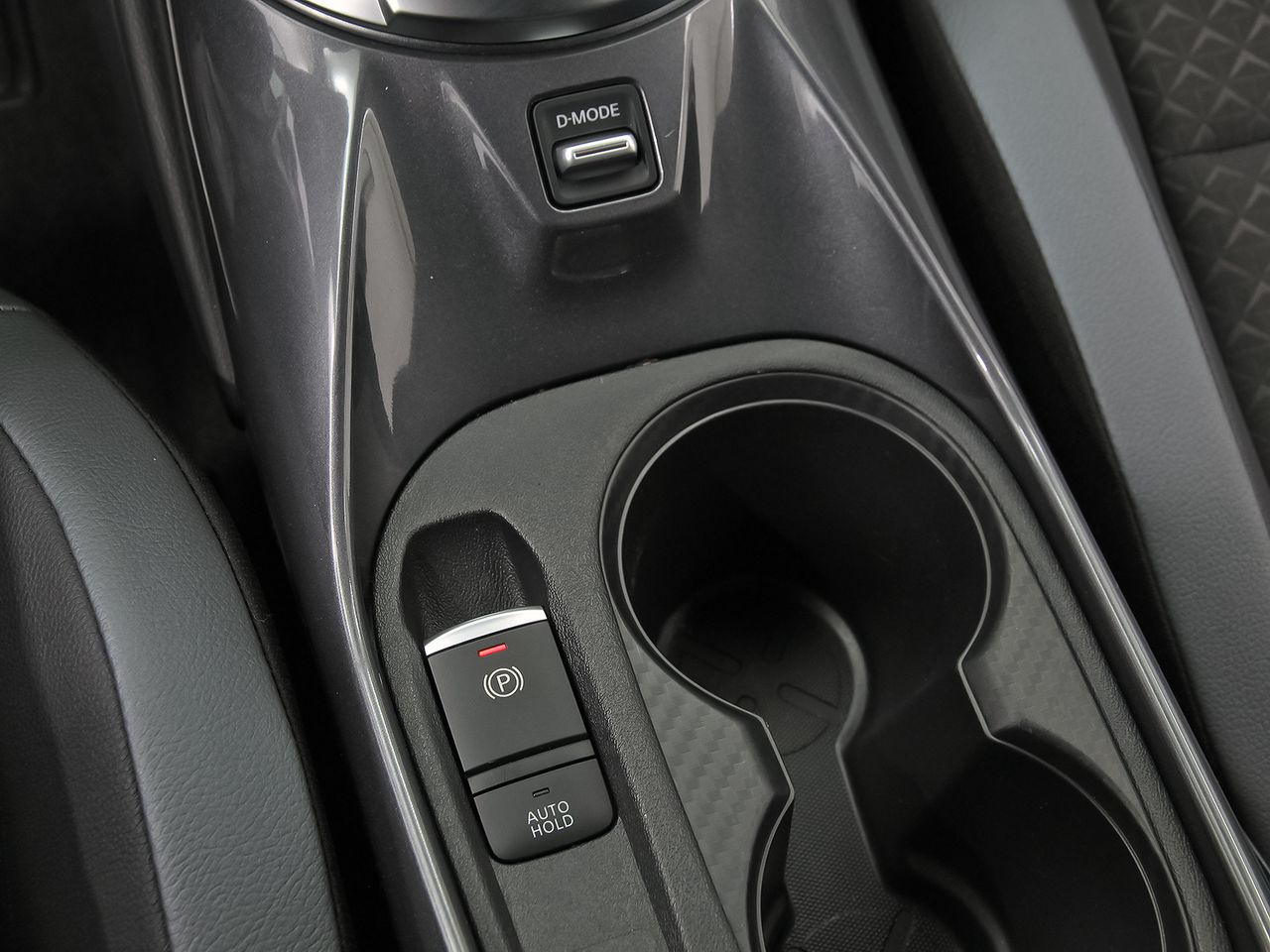 Nissan Juke DIG-T 84 kW (114 CV) DCT 7V N-Connecta - foto 26