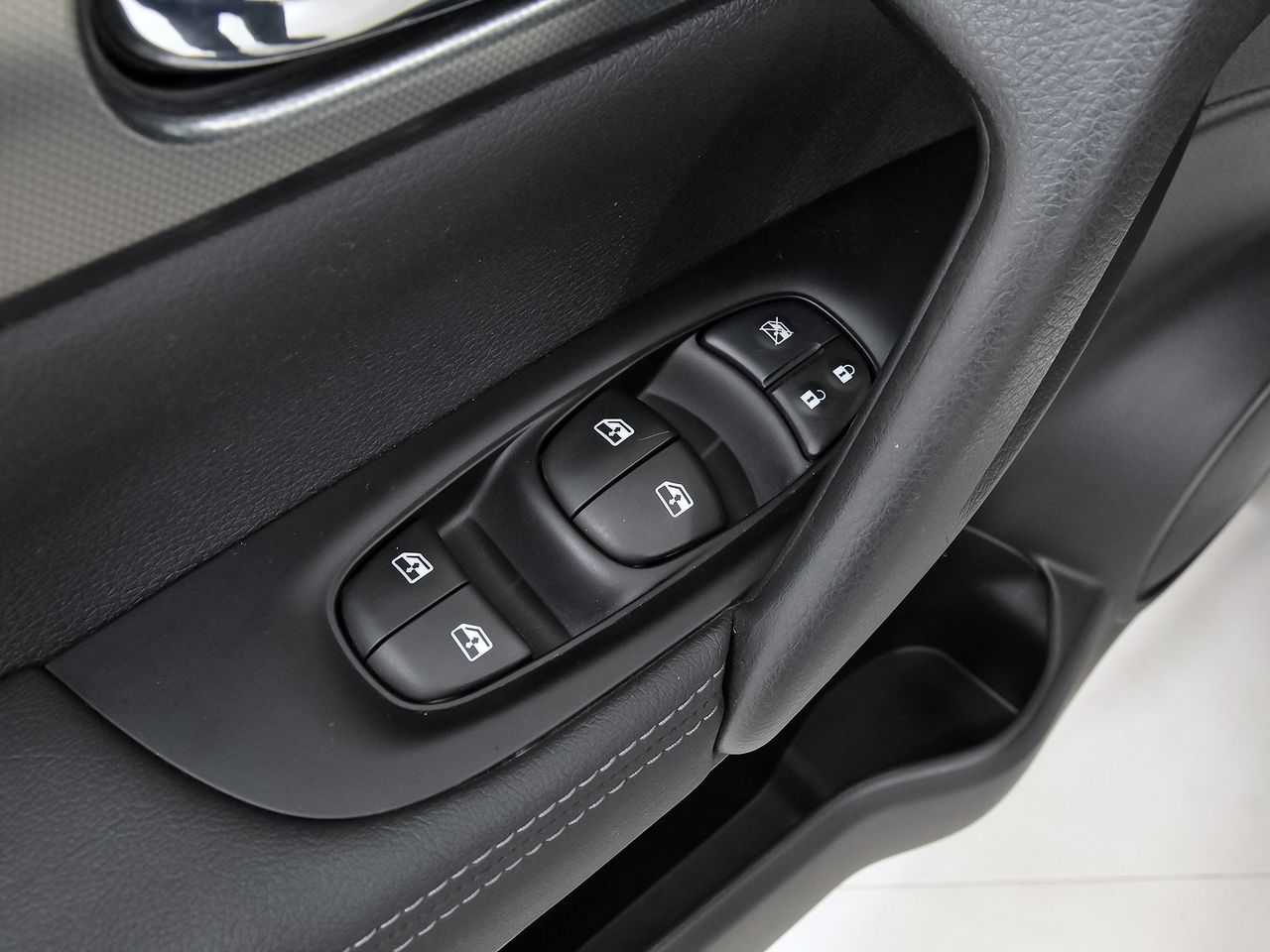 Nissan Qashqai dCi 85 kW (115 CV) E6D N-CONNECTA - foto 12