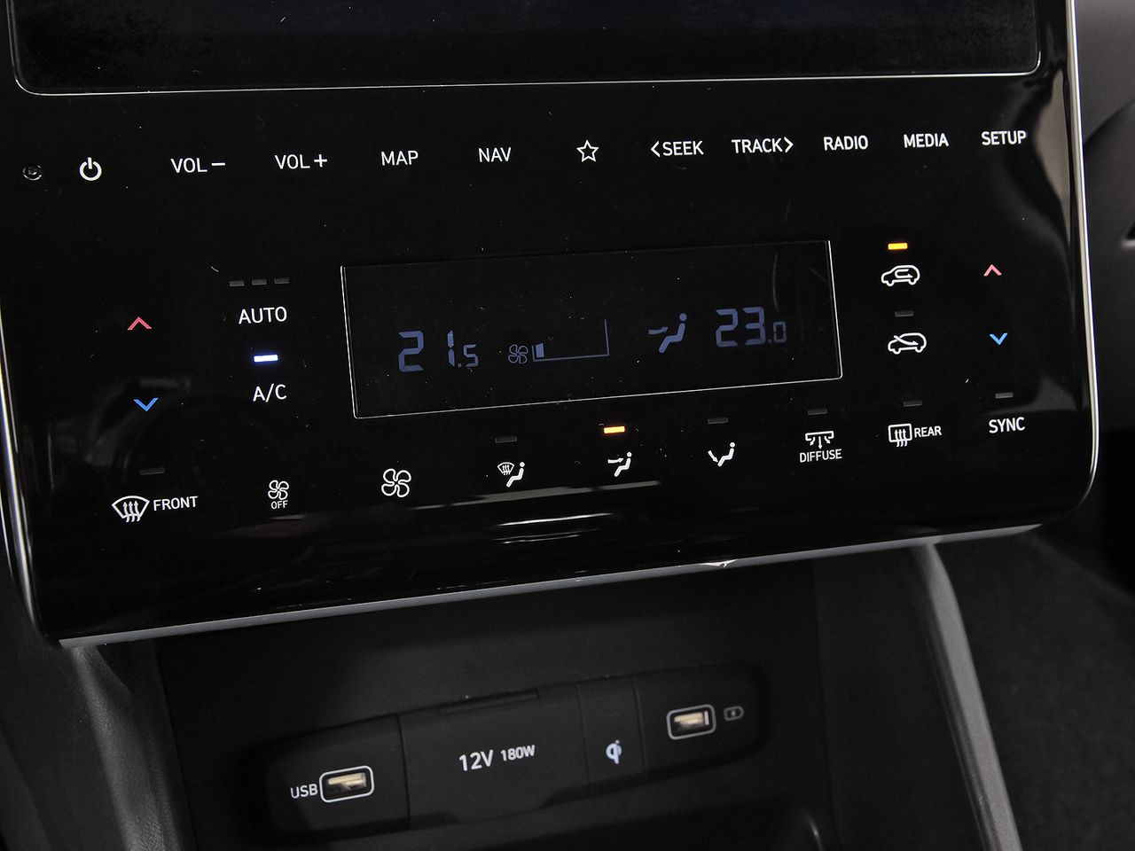 Hyundai Tucson 1.6 TGDI 110kW (150CV) 48V Tecno 2C - foto 29