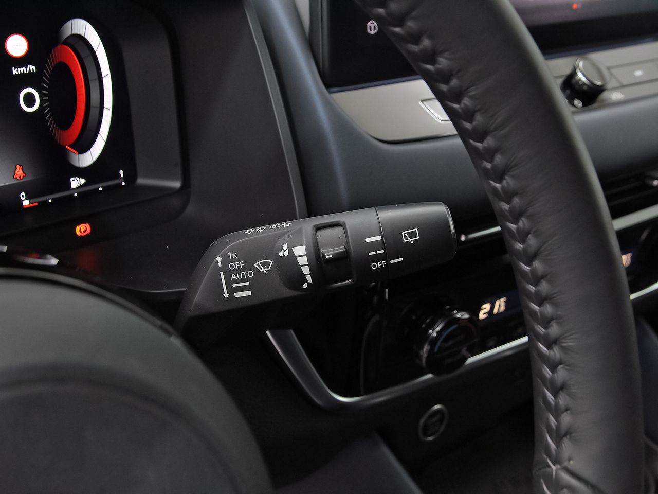 Nissan Qashqai DIG-T 103kW (140CV) mHEV 4x2 Tekna - foto 17