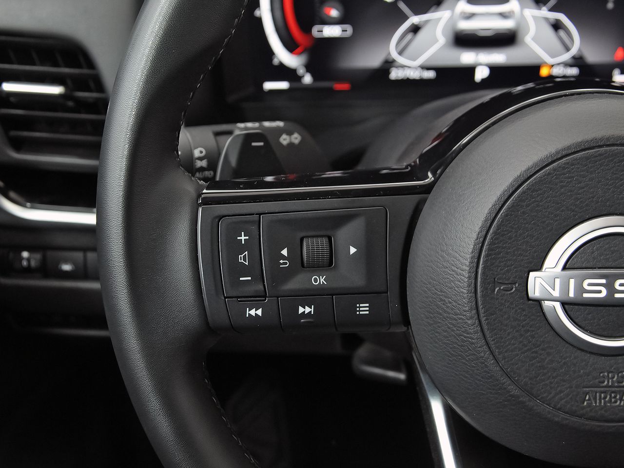 Nissan Qashqai DIG-T 116kW Xtronic N-Connecta - foto 17