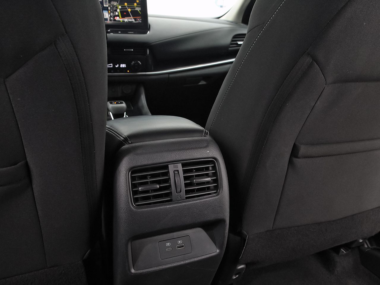 Nissan Qashqai DIG-T 116kW Xtronic N-Connecta - foto 34