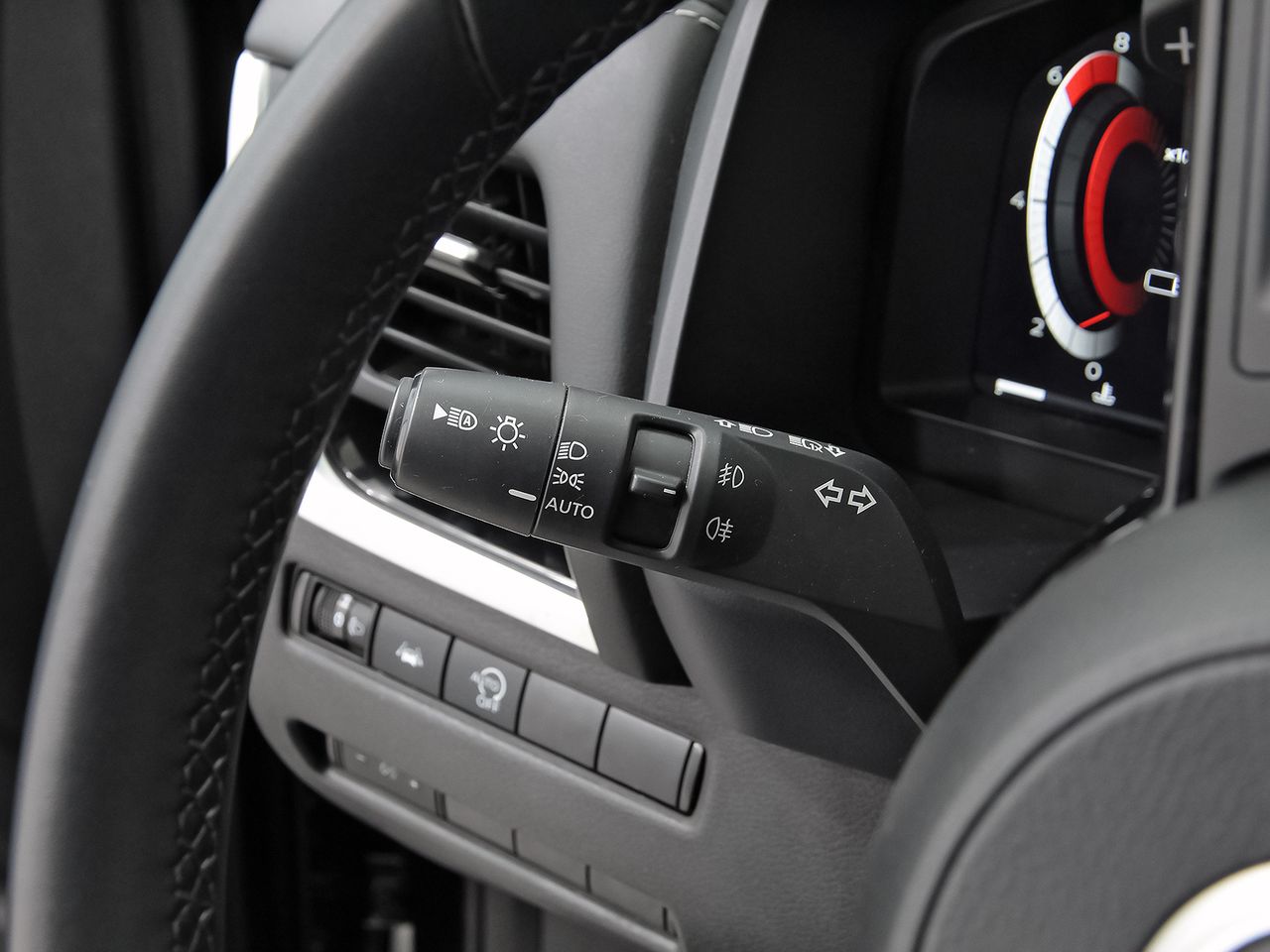 Nissan Qashqai DIG-T 116kW Xtronic N-Connecta - foto 14