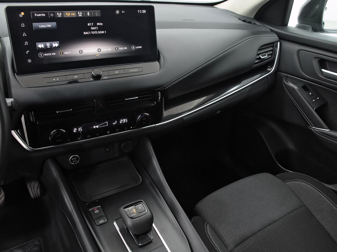 Nissan Qashqai DIG-T 116kW Xtronic N-Connecta - foto 11