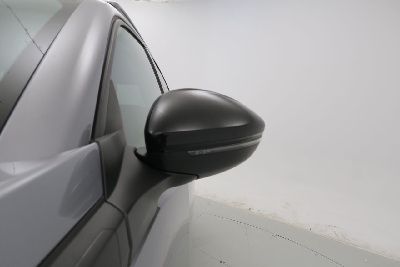 Peugeot 2008 Allure Puretech 100 S&S BVM6 - foto 19