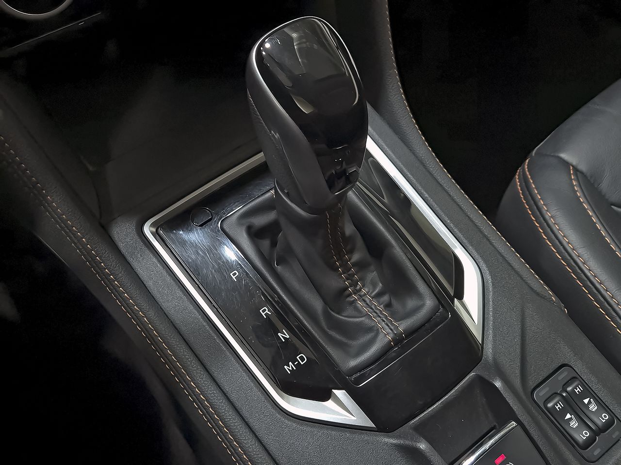 Subaru XV 2.0i Hybrid CVT Executive Plus - foto 27