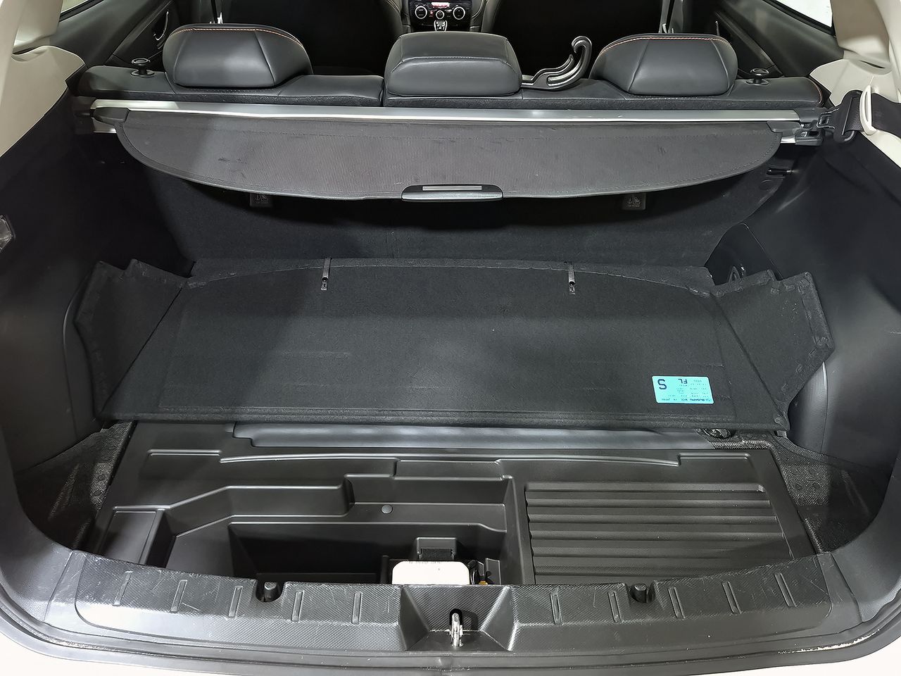 Subaru XV 2.0i Hybrid CVT Executive Plus - foto 36