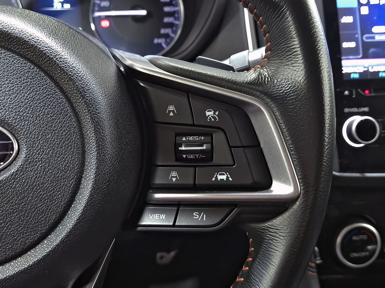 Subaru XV 2.0i Hybrid CVT Executive Plus - foto 18