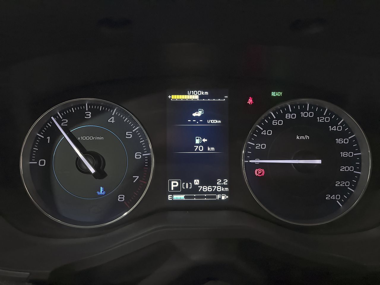 Subaru XV 2.0i Hybrid CVT Executive Plus - foto 13