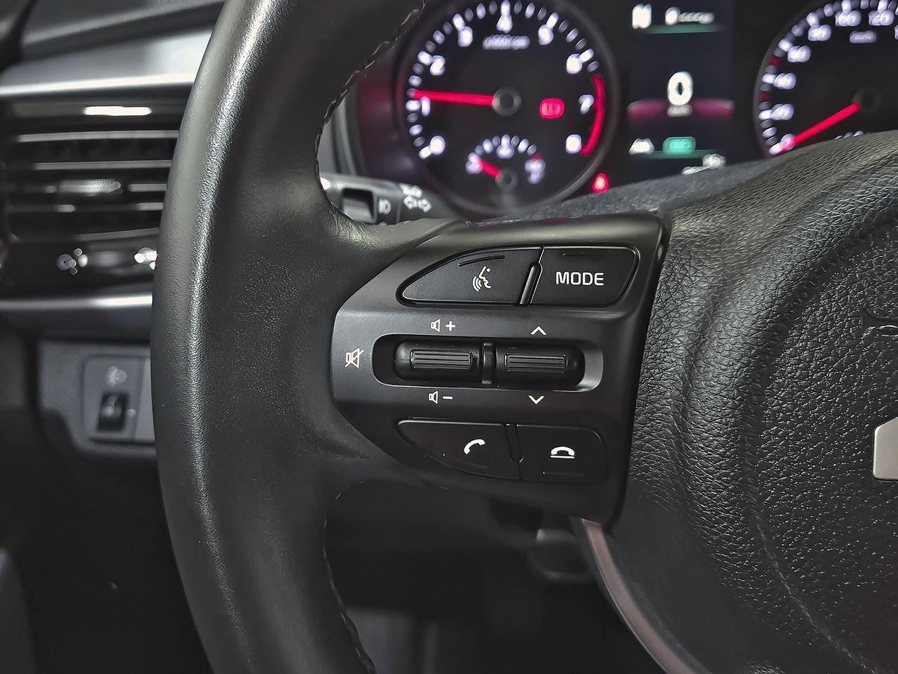 Kia Rio 1.0 T-GDi 74kW (100CV) MHEV iMT Drive - foto 16