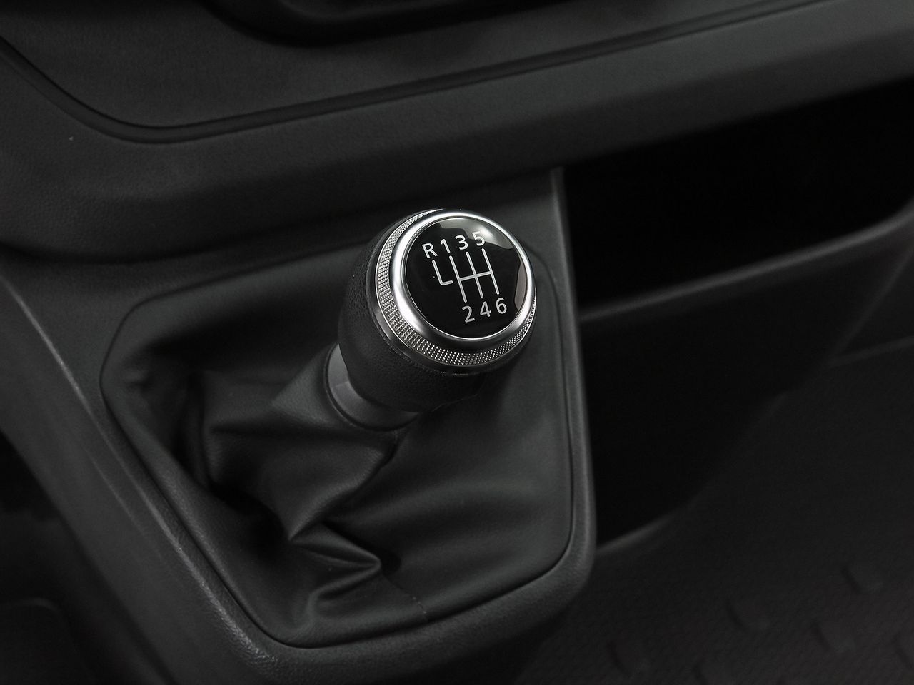 Nissan Primastar 2.0DCI 110CV GO L1H1 4P - foto 23