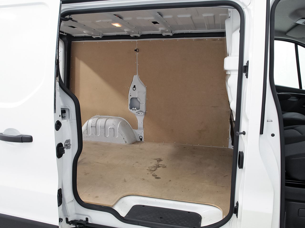 Nissan Primastar 2.0DCI 110CV GO L1H1 4P - foto 8