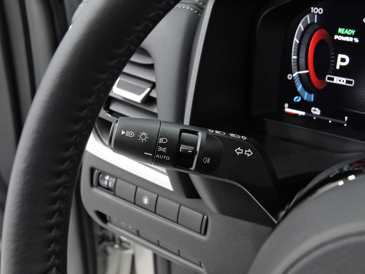 Nissan X-Trail 5pl 1.5 e-POWER 152kW 4x2 A/T N-Connecta - foto 15