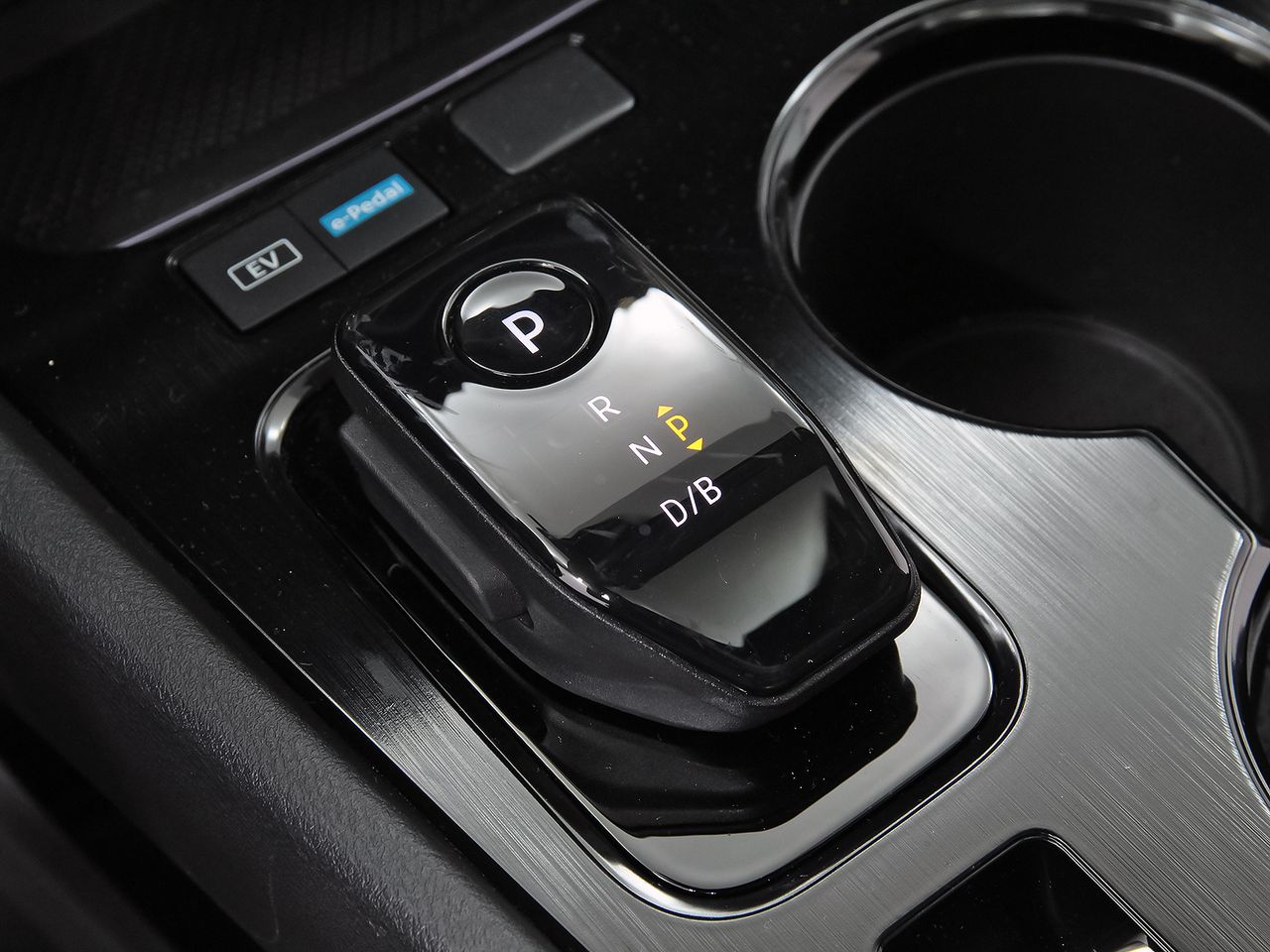 Nissan X-Trail 5pl 1.5 e-POWER 152kW 4x2 A/T N-Connecta - foto 34