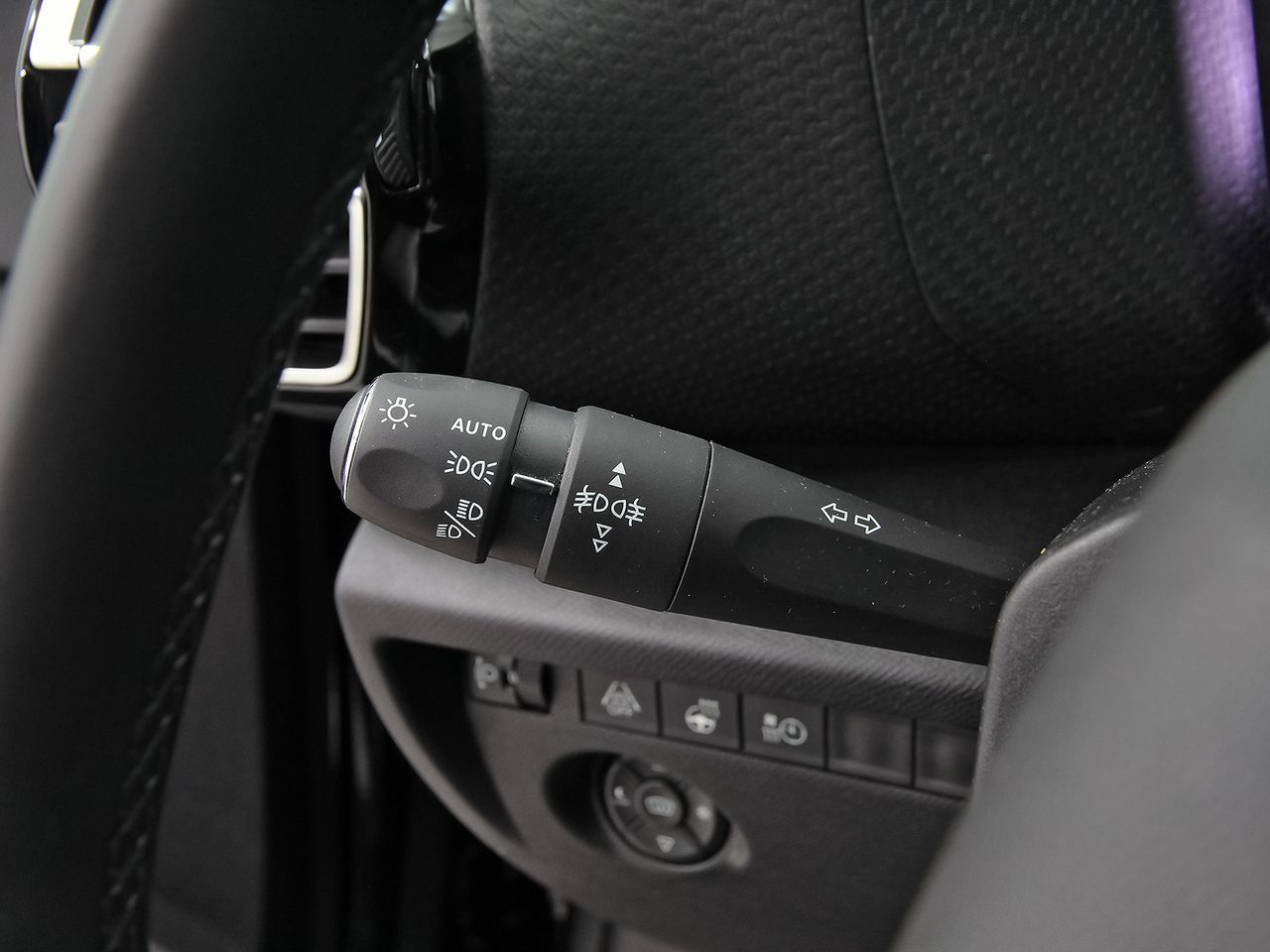 Citroën C4 ë-C4 eléctrico 100kW 50kWh Shine - foto 16