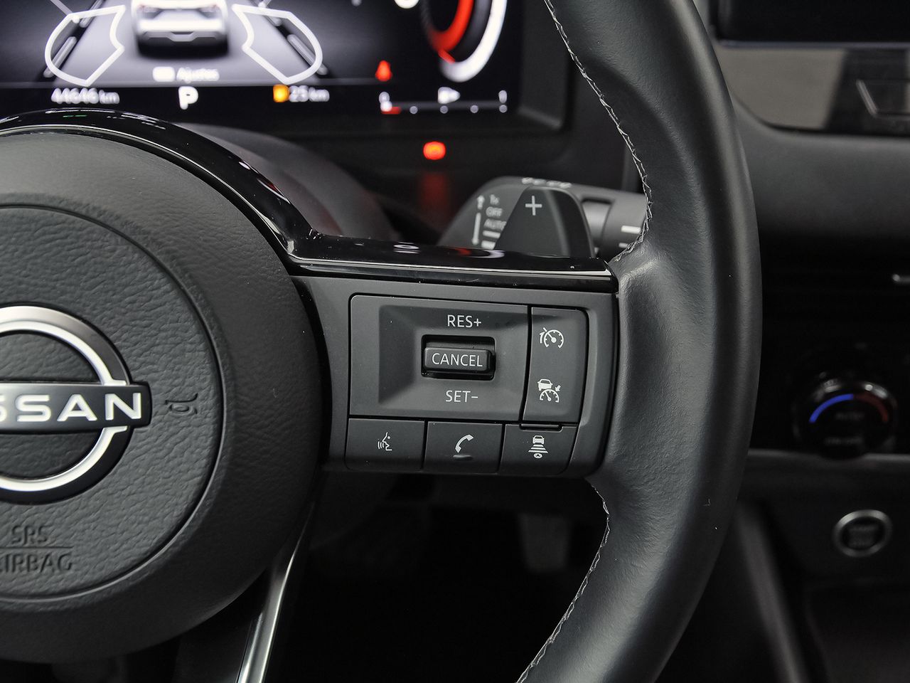 Nissan Qashqai DIG-T 116kW Xtronic N-Connecta - foto 18